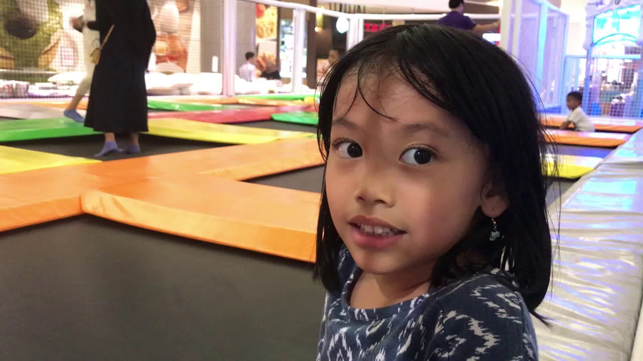 Trampoline Sky Jumper YouTube