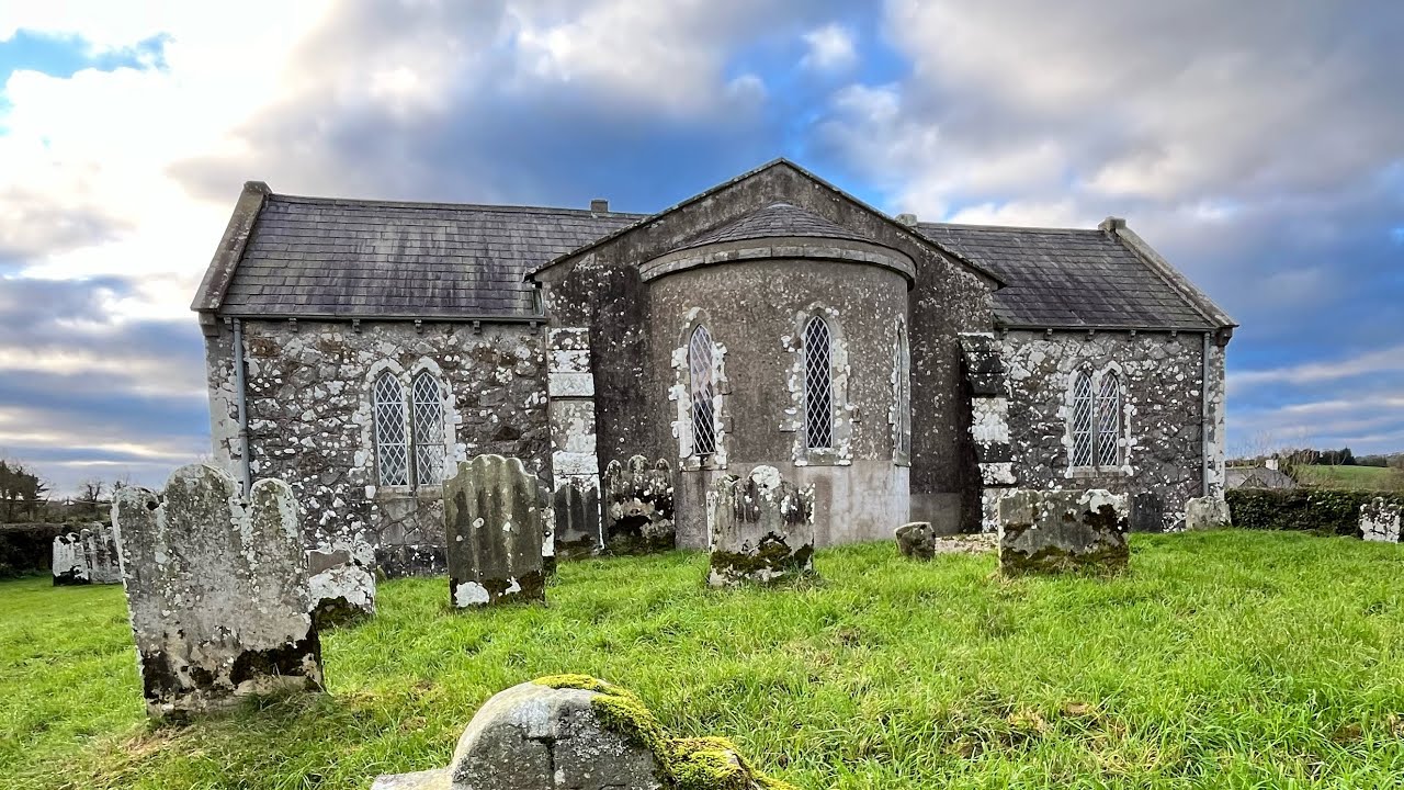 Старая церковь Киллешил и семейный склеп Кроссл