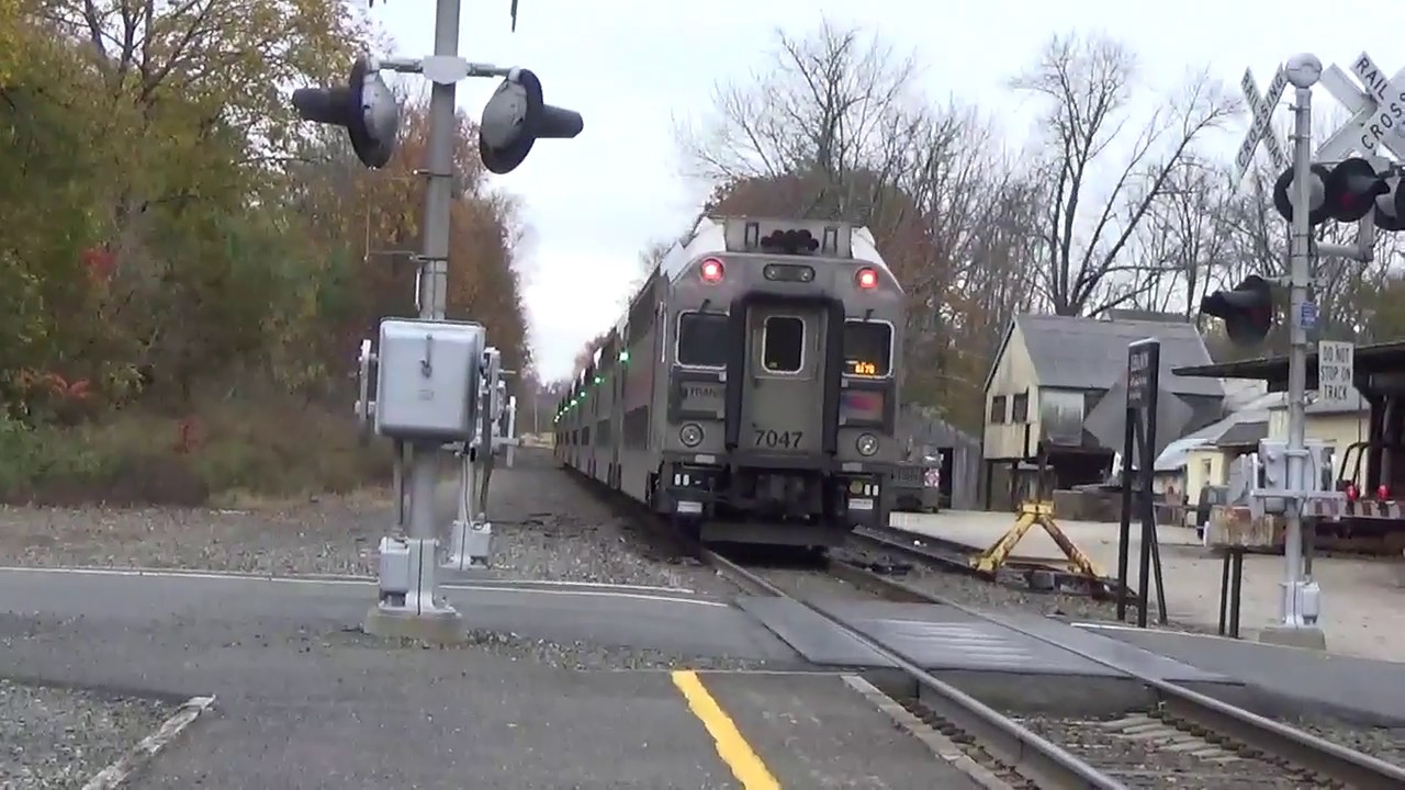 NJ Transit Train at the Lebanon NJ Train Station YouTube