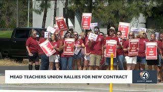Mead teachers union rallies for new contract