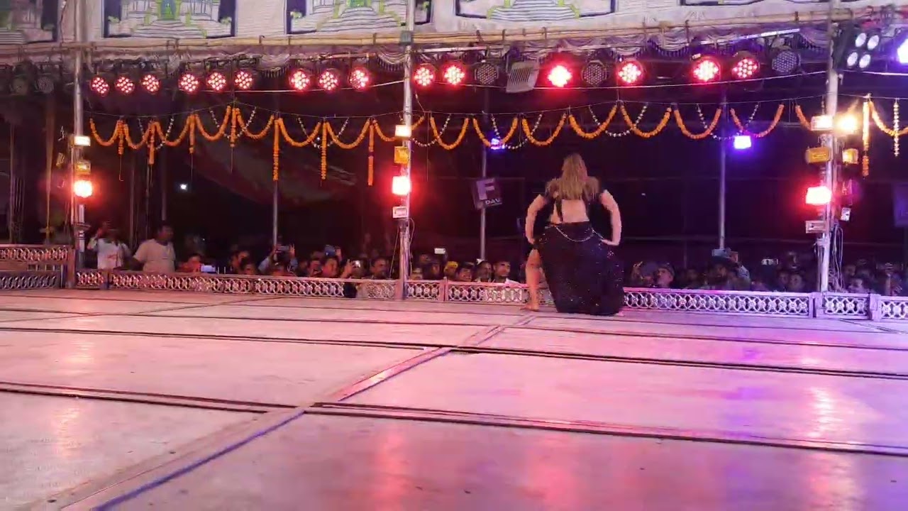 Dhauli gananatya||Nisha maharana in jatra melody hot dance