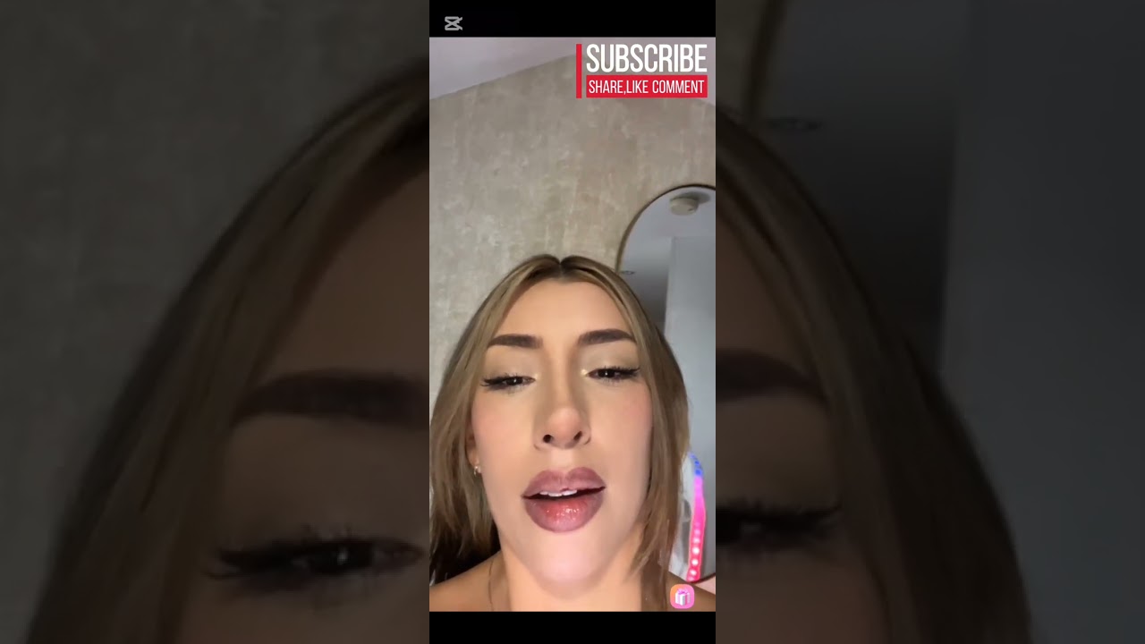 Big boobs Spanish periscope BIGO live hot boobs show nip slip oops moment 