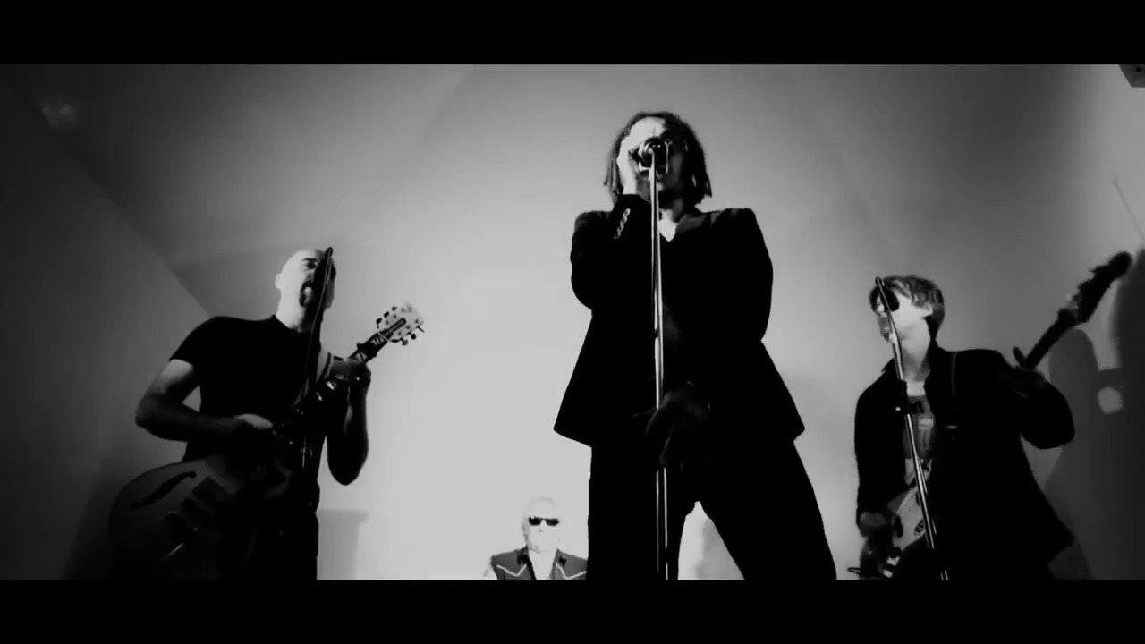 Alt Rock preview featuring John Hogg (Magpie Salute) and Sean Genockey producer(Roger Daltrey)