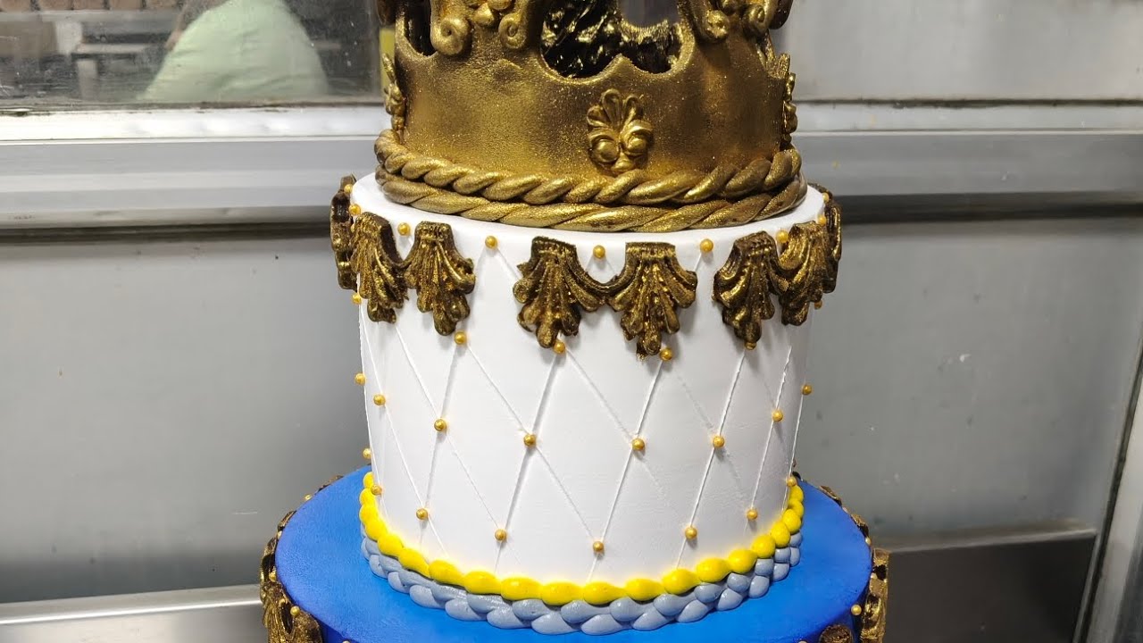 Royal Golden Crown Cake Design 👑 | 3kg Vanilla Cake Decorating Tutorial | Trending Cake 2026 