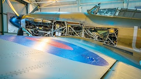 Flying a Hurricane: a pilot