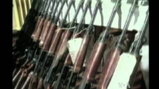 History Made as British Queen Shakes Hand of Ex-IRA Leader