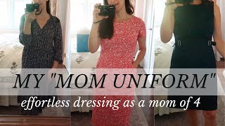 Capsule Wardrobe Week of Outfits as a Homemaker