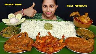 Eating Chicken Curry, Pomfret Curry, Prawn Curry, Shorshe Ilish, Bhindi Curry, Note Chorchori, Rice