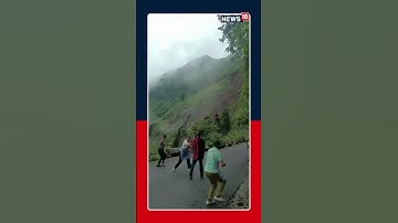 Enorme aardverschuiving treft Yunnan, China | Lokale bevolking vlucht voor aanvang reddingsoperat...