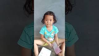 Adek Kanza unboxing paket dulu ya...