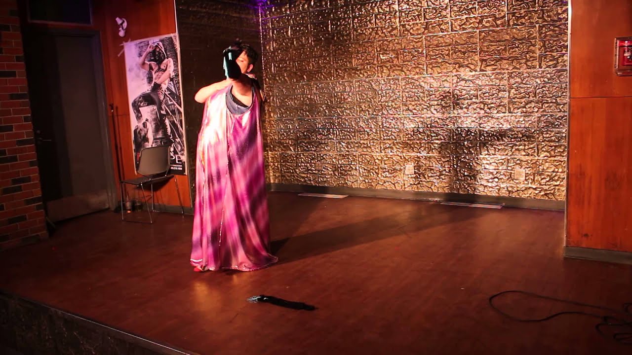 Howie Feltersnatch-U of C Gender Bender 2013 - YouTube