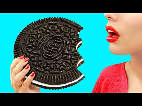 9-diy-giant-candy-vs-miniature-candy-/-funny-pranks!