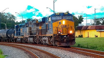 CSX Q453 knocks down the signal tower at Lakeland Junction