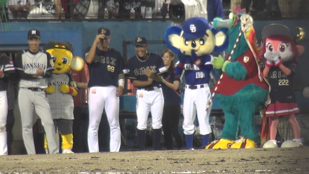 選手にちょっかい出されてキレるドアラさん【フレッシュオールスター2017】 ドアラ グッズ