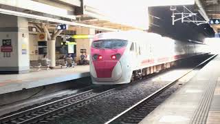 TR TEMU2000形 普悠瑪プユマ特急124号 南港行き 新左営駅2B番線通過