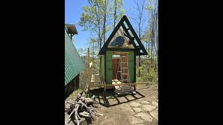 Offgrid shower house