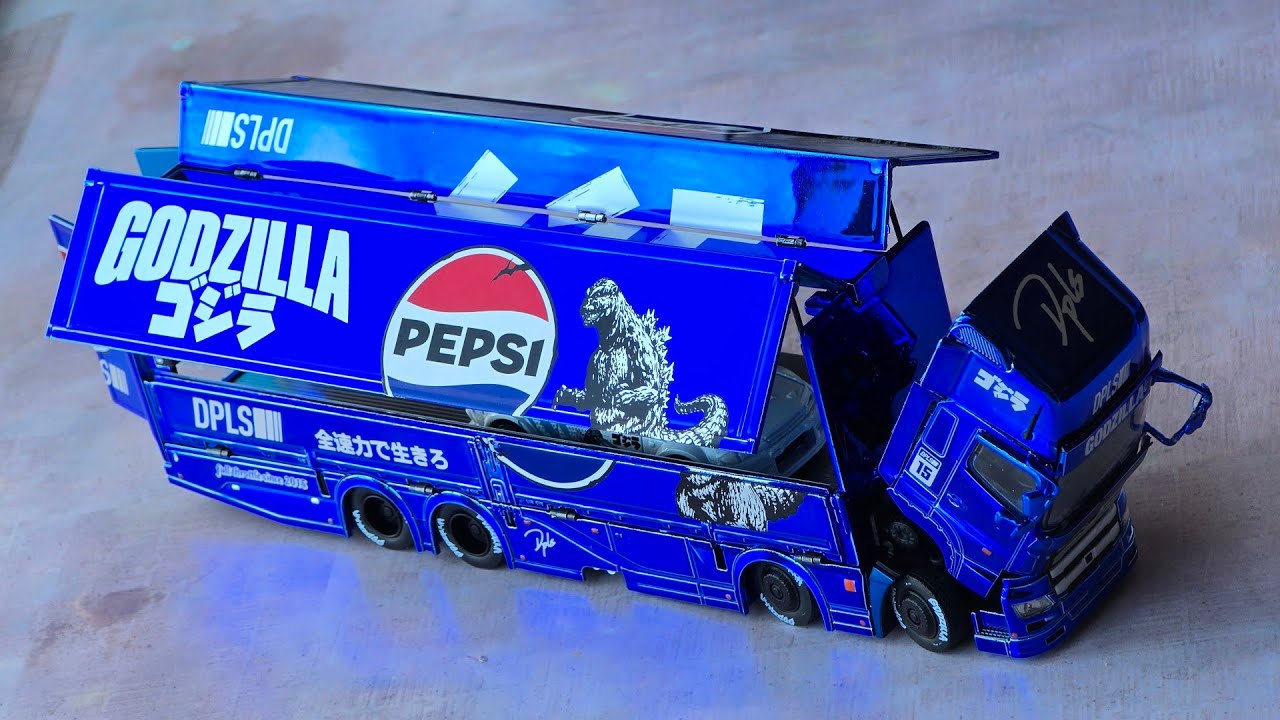 Shipping disaster 😩 Godzilla Pepsi GCD Truck 1/64 scale Diecast