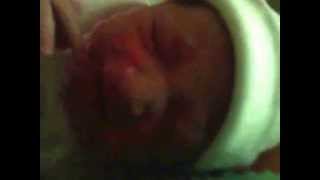 Recien Nacida Con Papi Temblando