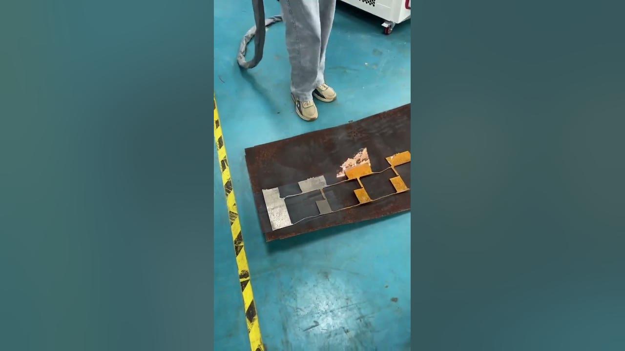 Ultra high efficieny laser cleaning machine. 1500W laser cleaning machine for float rust removal