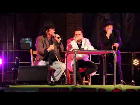 Juan Muñoz Show Revista