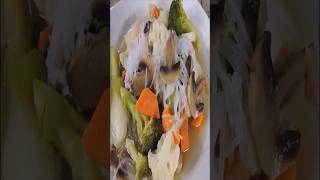 Sopa de verduras con fideos chinos receta deliciosa video corto #shorts