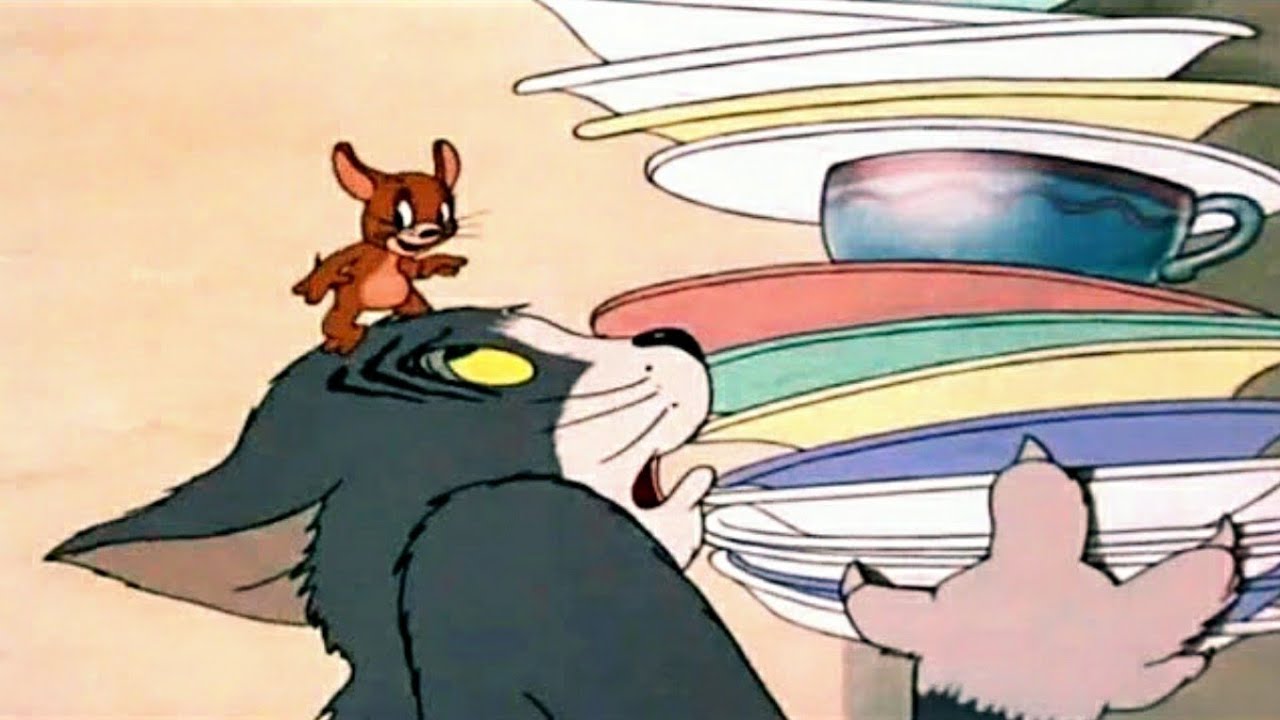 Jerry crashes the plates on Tom and bathes in Milk - Funny Moment ; Tom & Jerry Episode 1 Clip 3