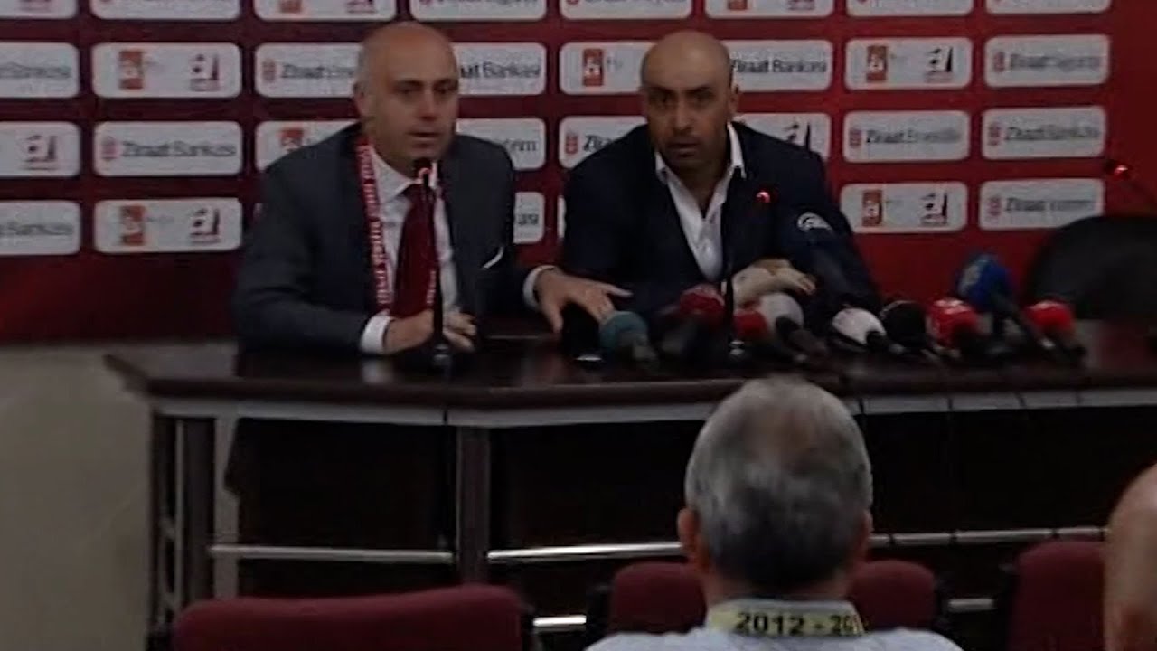 Tolunay Kafkas gazeteciyle tartıştı: Ya ne bakıyorsun kardeşim? | 22 Mayıs 2013