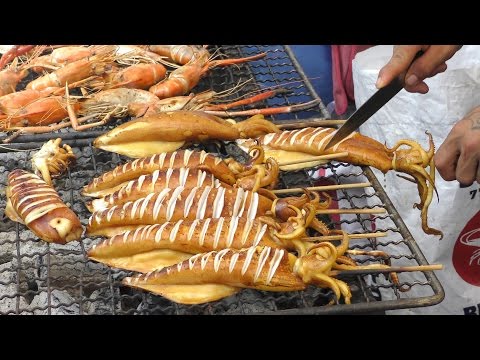 Thai Street Food in Bangkok, Thailand. The Stalls around Central World and Ploenchit