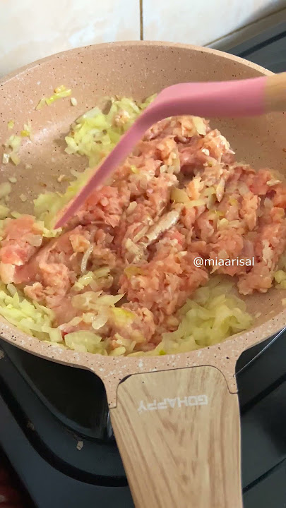 CHICKEN FILLED WITH EGG MARTABAK