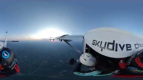 Twin Otter - 360° VR 5K Skydive Chicago Video 13000