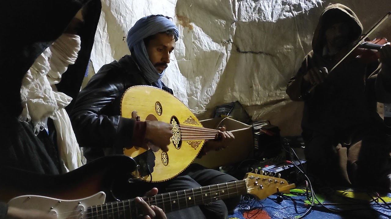 افتتاحية الفنان 