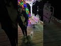 aki con max viendo las de corasiones de navidad 