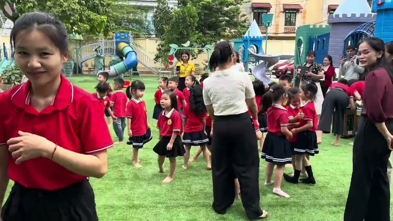 Hoạt động ngoài trời MG 5-6 tuổi