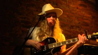 Mountain Man - Liz Cooper and the Stampede