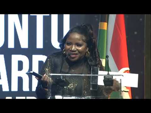 2023 Ubuntu Awards I Makhadzi wins the Ubuntu Arts and Cultural Diplomacy Youth Award