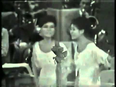 The Peanuts - Rock and Roll Music - YouTube