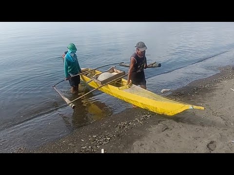 NAKITA KO SI TATAY ENTIS NANGUNGUHA NANG PAIN PARA SA MAKAHULI NANG ISDA 🐠 LALAOT DAW SIYA.