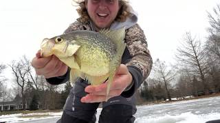 Ice Fishing INSANELY Shallow Crappies (Filmed all on iPhone)