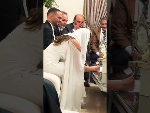 ابنتي الجميلة أهنئك من أعماق قلبي أسأل الله أن يجعلك من السعداء ويرزقك حياة مليئة بالحب والمودة