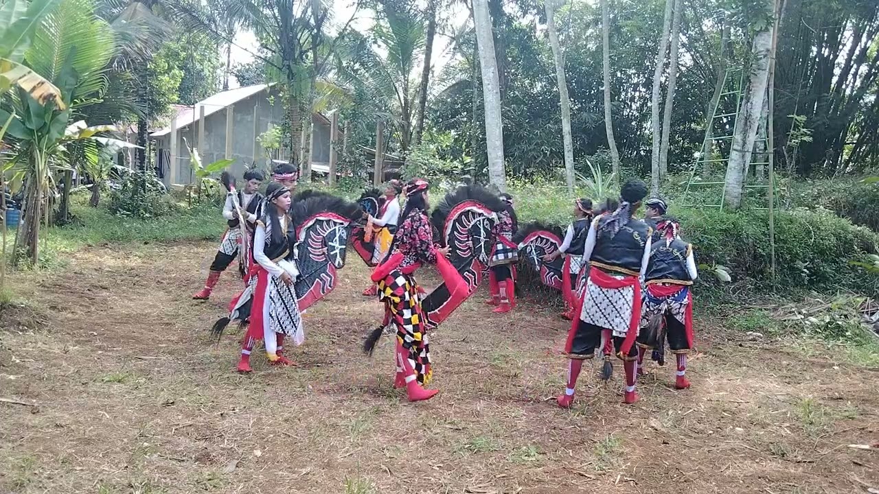 Janturan ebeg Turonggo agung sejati