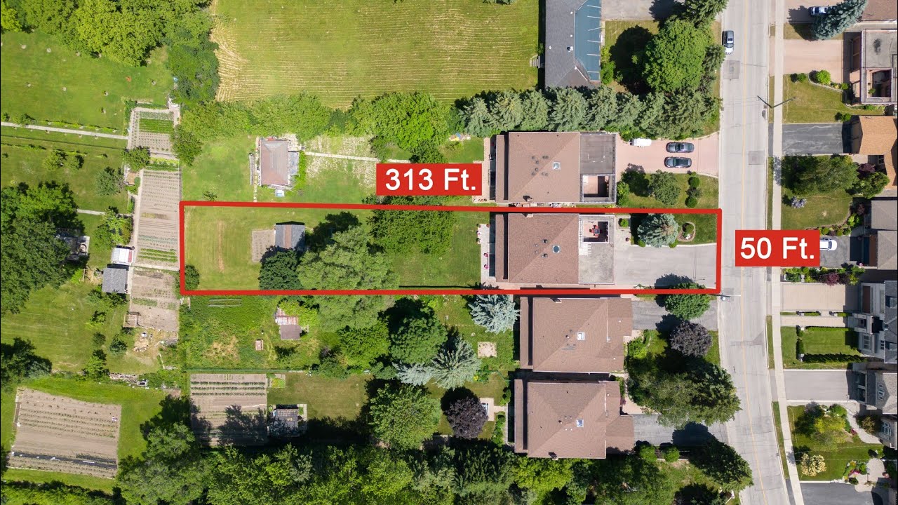 Spacious detached house with huge lot in luxurious South Richvale 26A Scott Dr, Richmond Hill