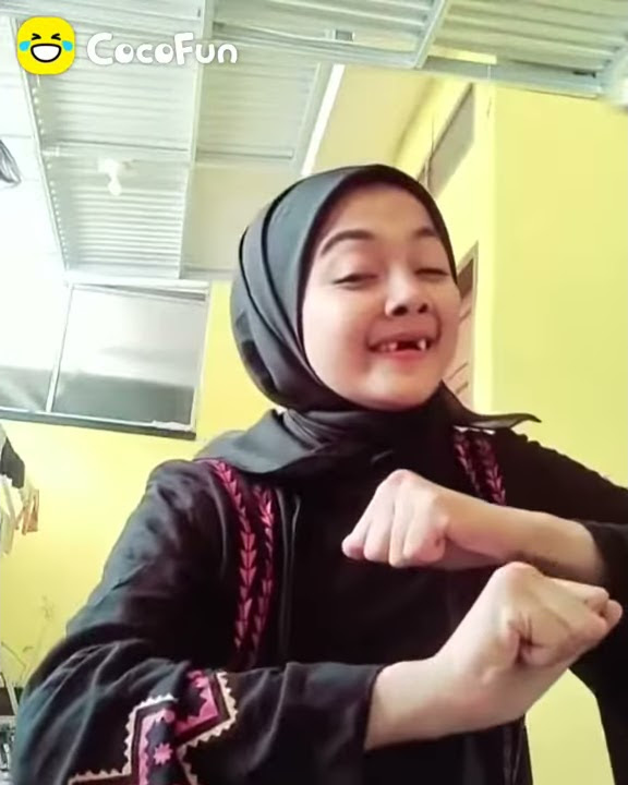 cewe ompong