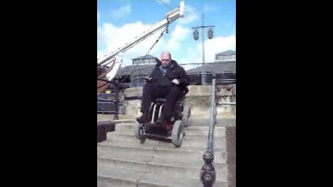 The incredible Challenger 4x4 all terrain wheelchair - DayDayNews