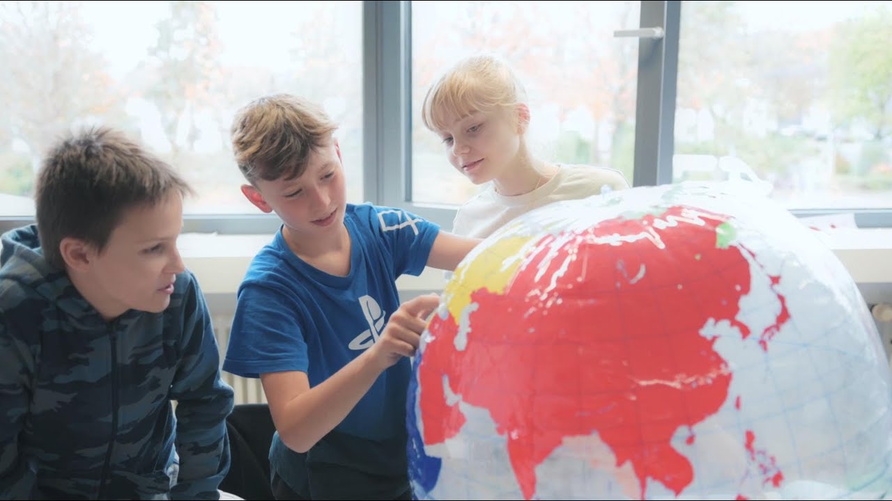 FEG - der Film! (2023) - Alle Informationen zum Friedrich-Ebert-Gymnasium Sandhausen