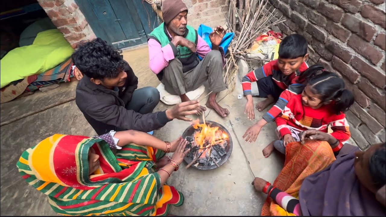 Neelam And Nayra Gaye Gaon 😍 Full Masti in Village with Family 😍 Neelu Neelam Vlogs 