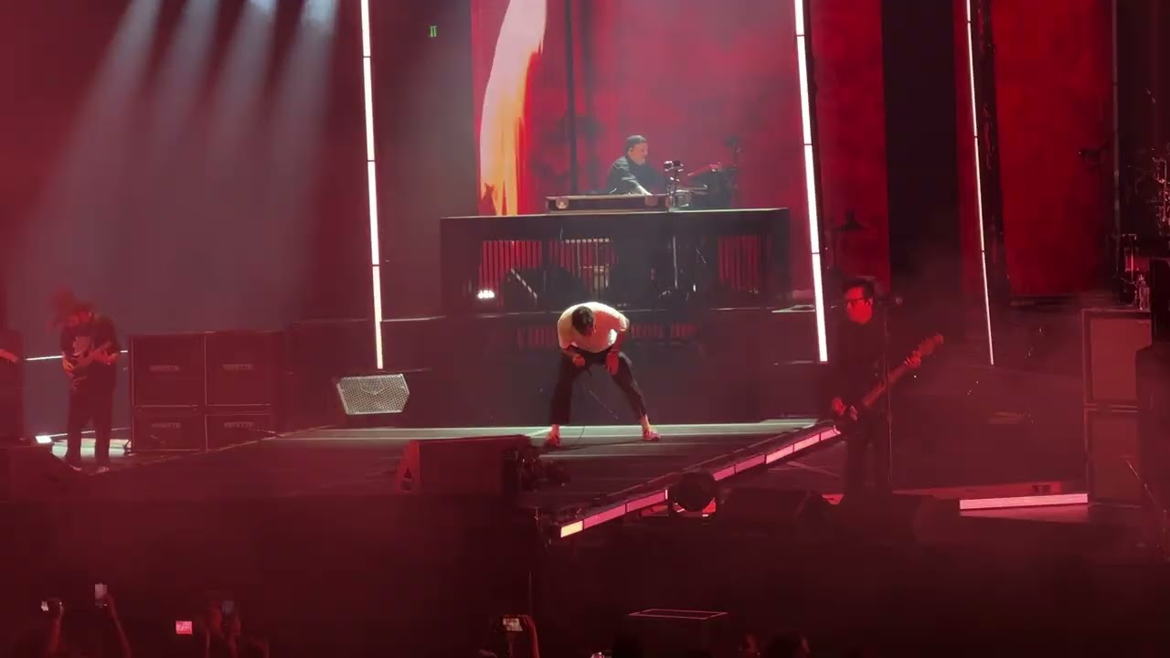 Deftones - Genesis [Live in Las Vegas 2025]