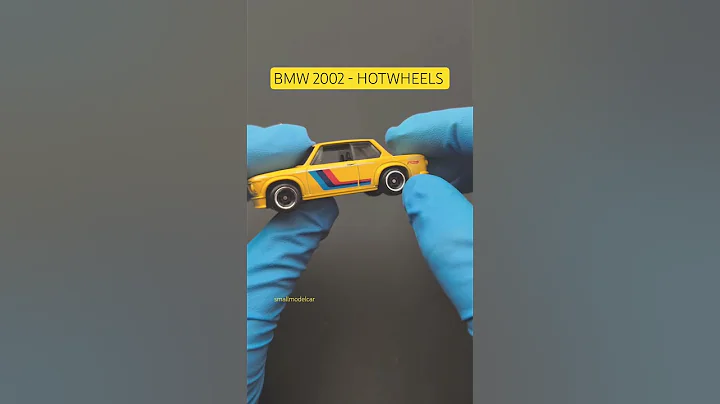 BMW 2002 - HOTWHEELS #matchbox #diecast #trending #hotwheels #2025 #bmw #bmw2022 #viral #164scale