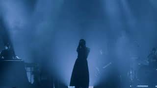 Chelsea Wolfe - Whispers In The Echo Chamber (Live)