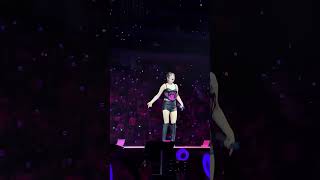 JEONGYEON JIHYO | energize Detroit stage with power #twice #kpop #jihyo #jeongyeon #thisisfor