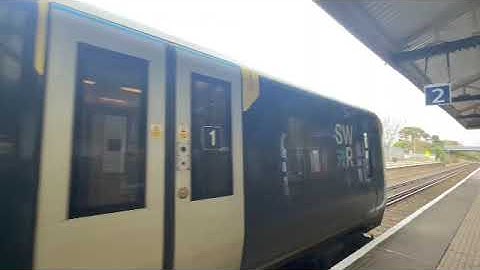 SWR class 450  017 coming into Christchurch platform2 
